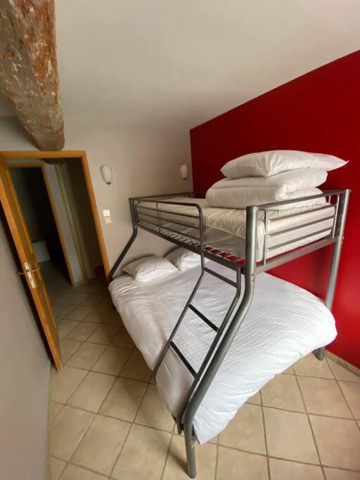 Gite A La Ferme Avec Jacuzzi Et Sauna Villefloure Exterior photo