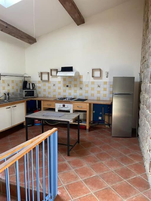 Gite A La Ferme Avec Jacuzzi Et Sauna Villefloure Exterior photo
